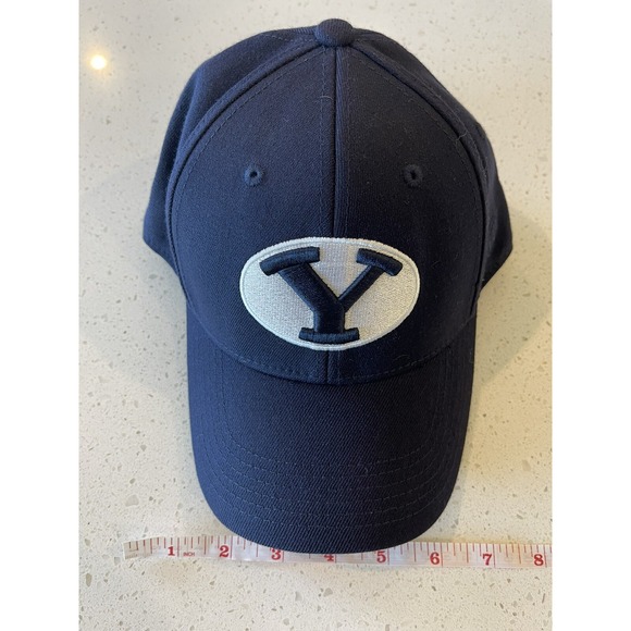 Brigham Young‎ University BYU Athletic Style Hat Structured Navy With Memory Fit - Picture 1 of 9